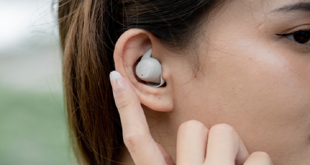 Bluetooth earbuds in Singapore