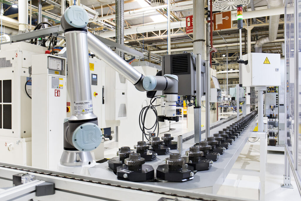 Efficiency at the Flange: Why EOAT Standardization Accelerates Cobot Deployment